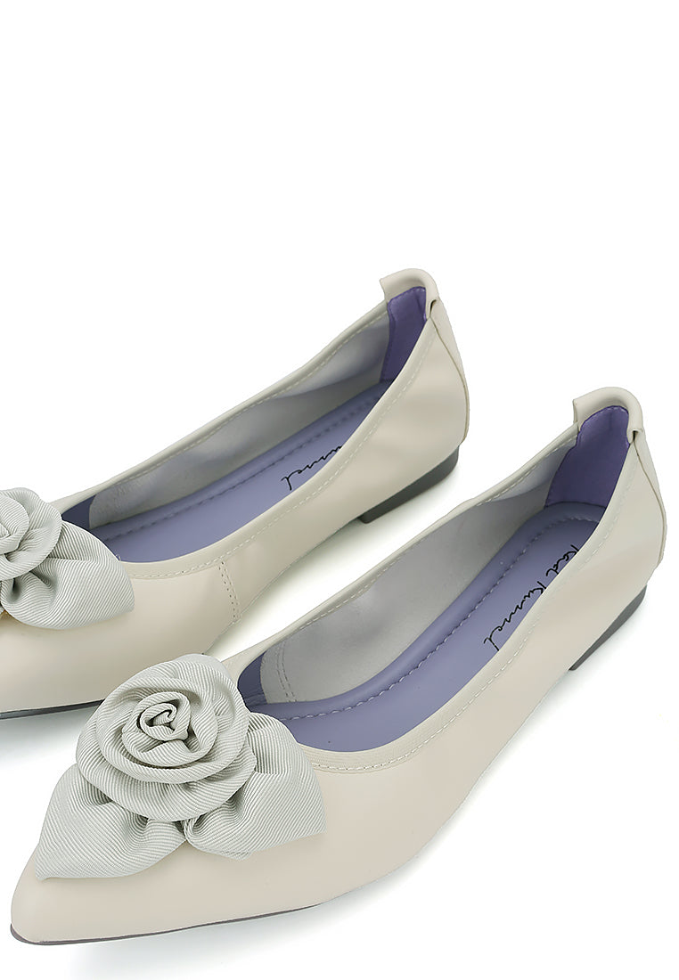 Floral Elegance Flats