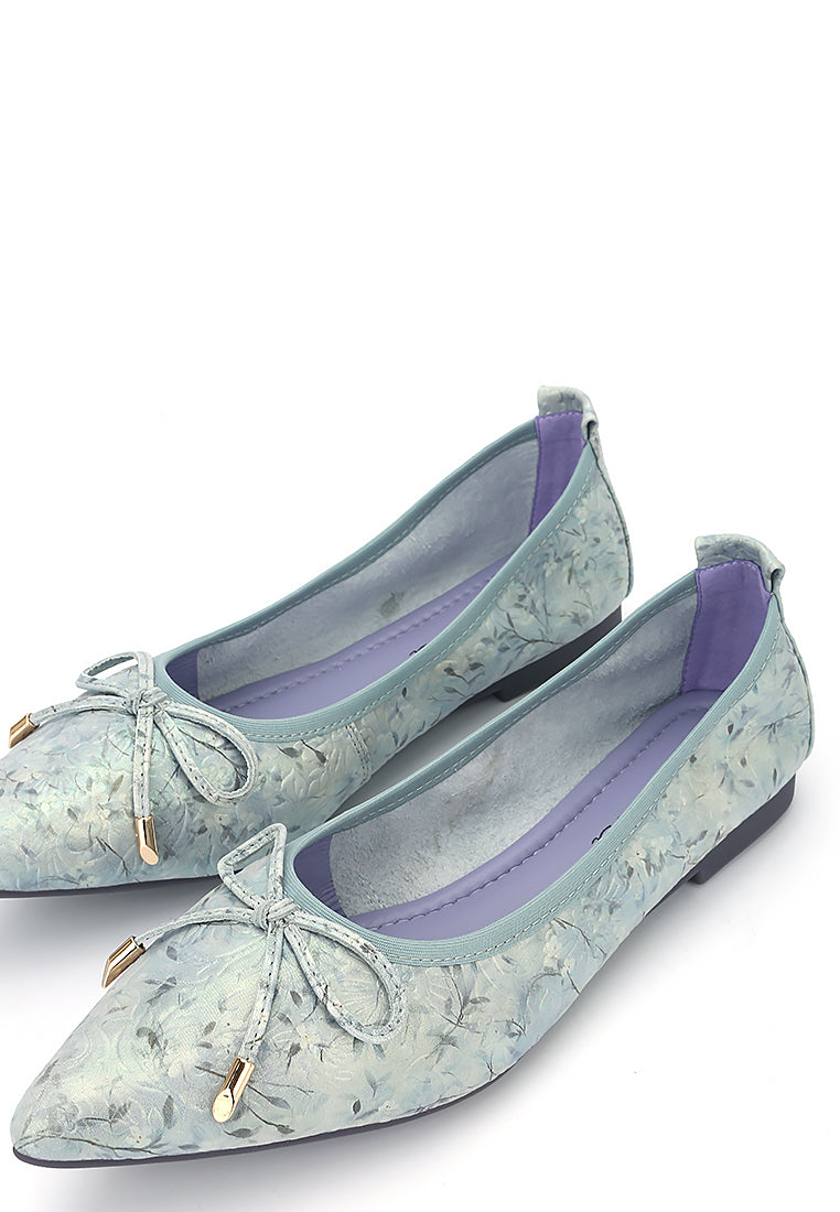 Floral Patterns Pointed Flats