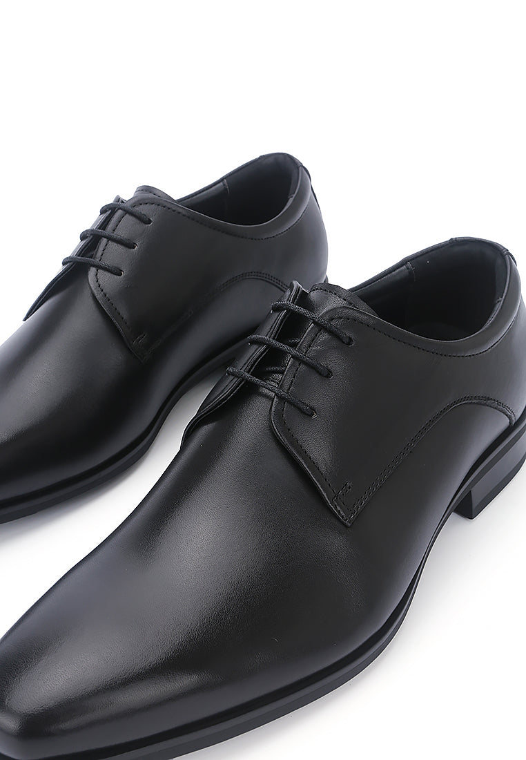 Refined Gentleman Lace-up Derby