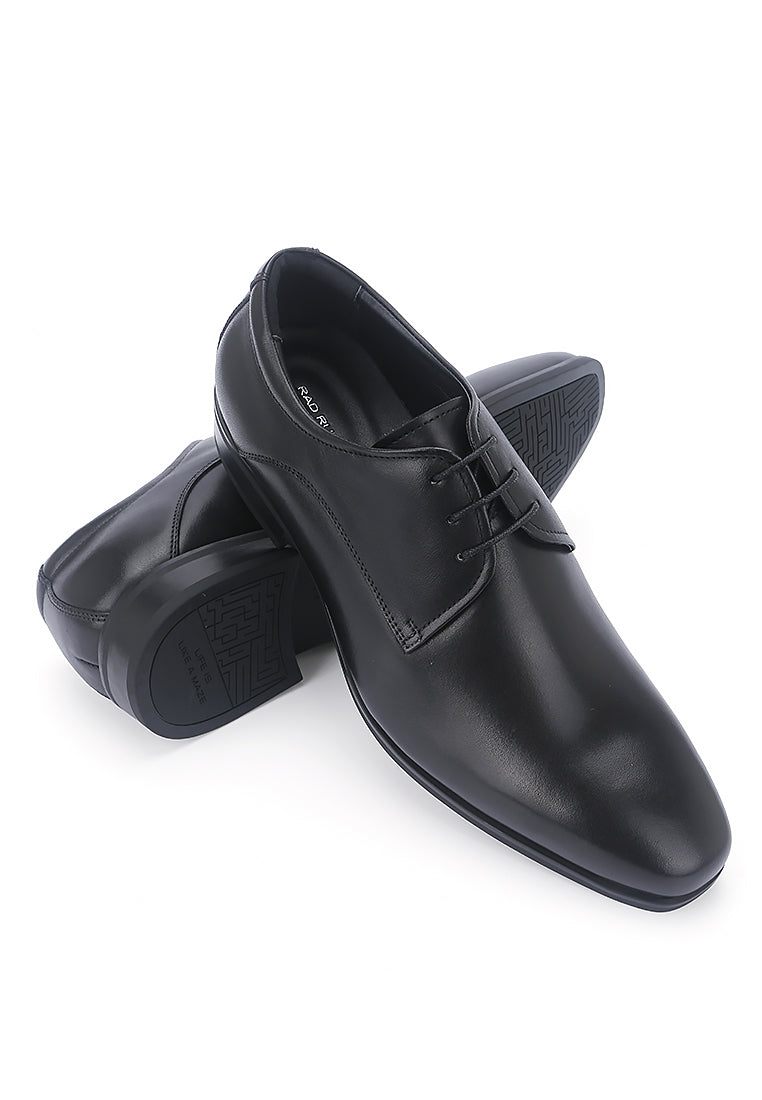 Refined Gentleman Lace-up Derby