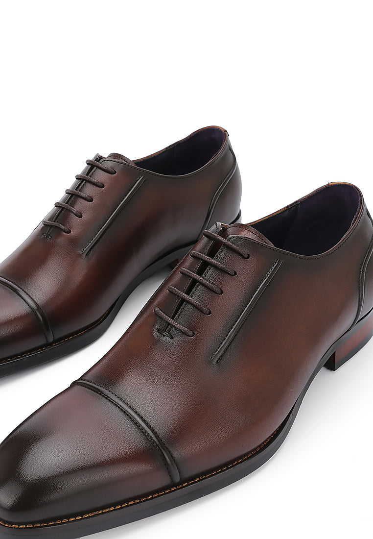 Seamless Transition Lace-up Oxford