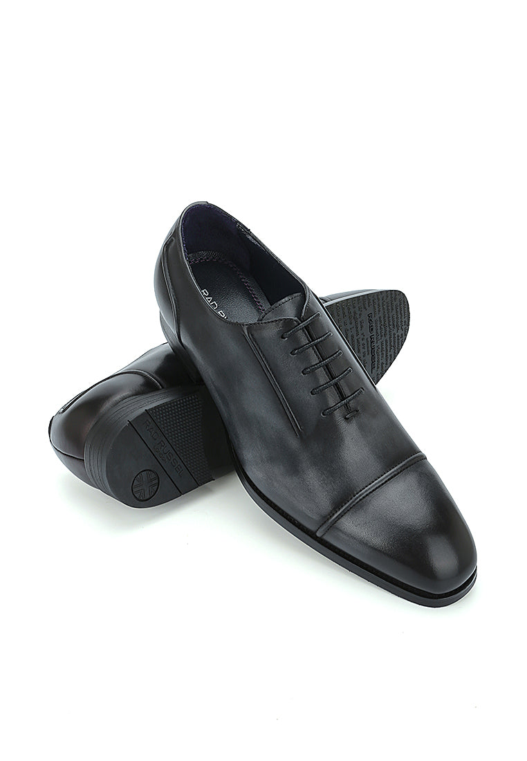 Seamless Transition Lace-up Oxford