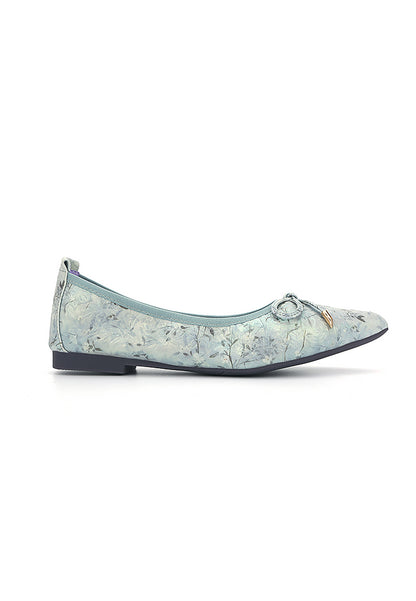 Floral Patterns Pointed Flats